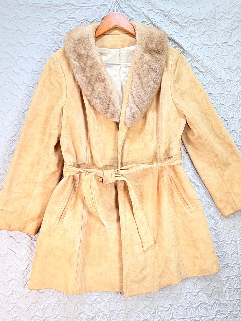 Vintage Beige Suede Leather Trench Coat Genuine Fur Collar Belted Womens Medium